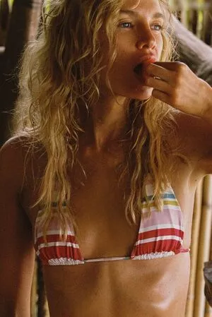 Stella Maxwell / stellamaxwell nude photo #1267