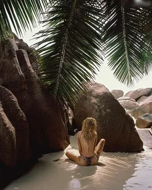 Stella Maxwell / stellamaxwell nude photo #1308