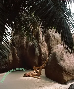 Stella Maxwell / stellamaxwell nude photo #1943