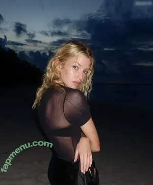 Stella Maxwell / stellamaxwell nude photo #1952