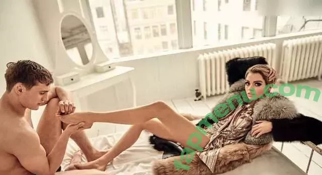 Stella Maxwell nude photo #1309 (stellamaxwell)