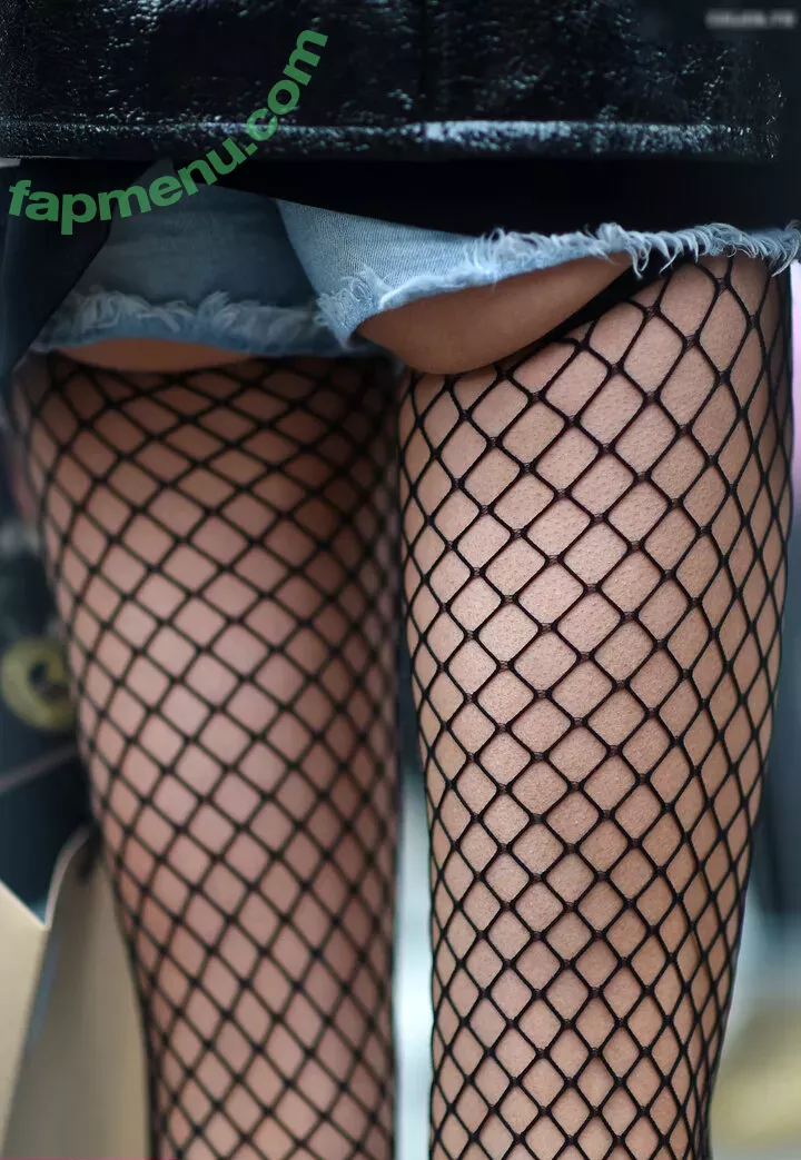 Stella Maxwell nude photo #1336 (stellamaxwell)