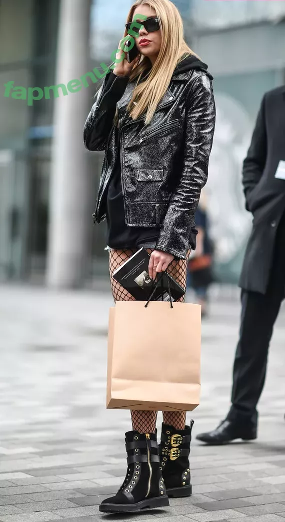 Stella Maxwell nude photo #1338 (stellamaxwell)