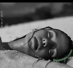 Stella Maxwell / stellamaxwell nude photo #2290