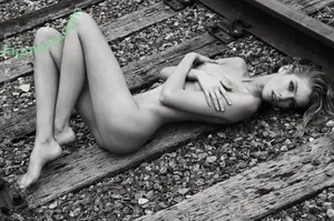 Stella Maxwell / stellamaxwell nude photo #2292