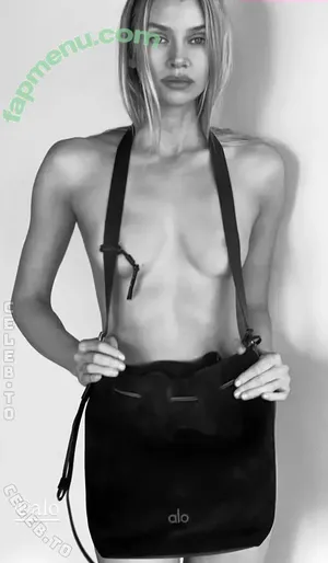 Stella Maxwell / stellamaxwell nude photo #2371