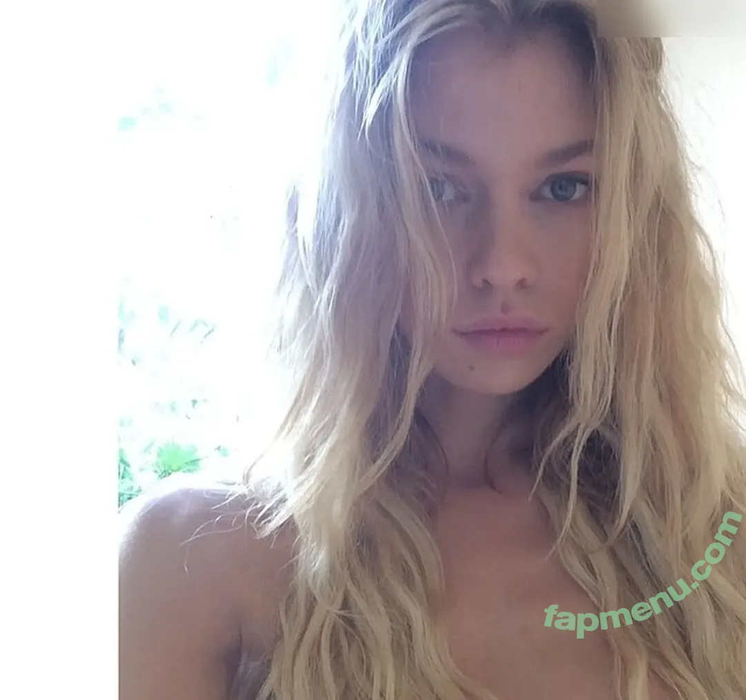 Stella Maxwell nude photo #2111 (stellamaxwell)