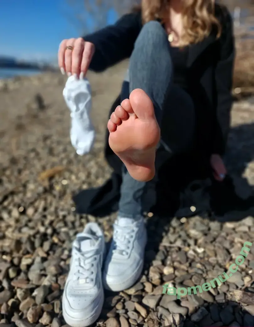 stella.reeve nude photo #0004 (stella.reeve.1)