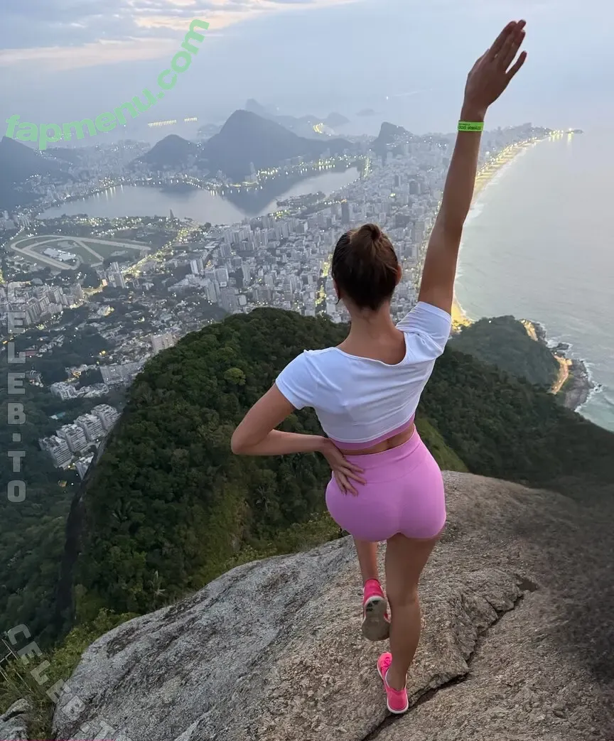 Stella Tiana nude photo #0021 (Stella_Tiana)