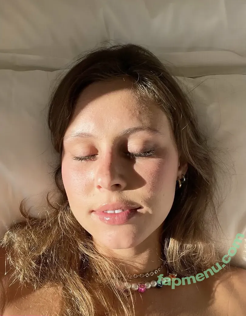 stellabarey nude photo #0009 (teemarnie)