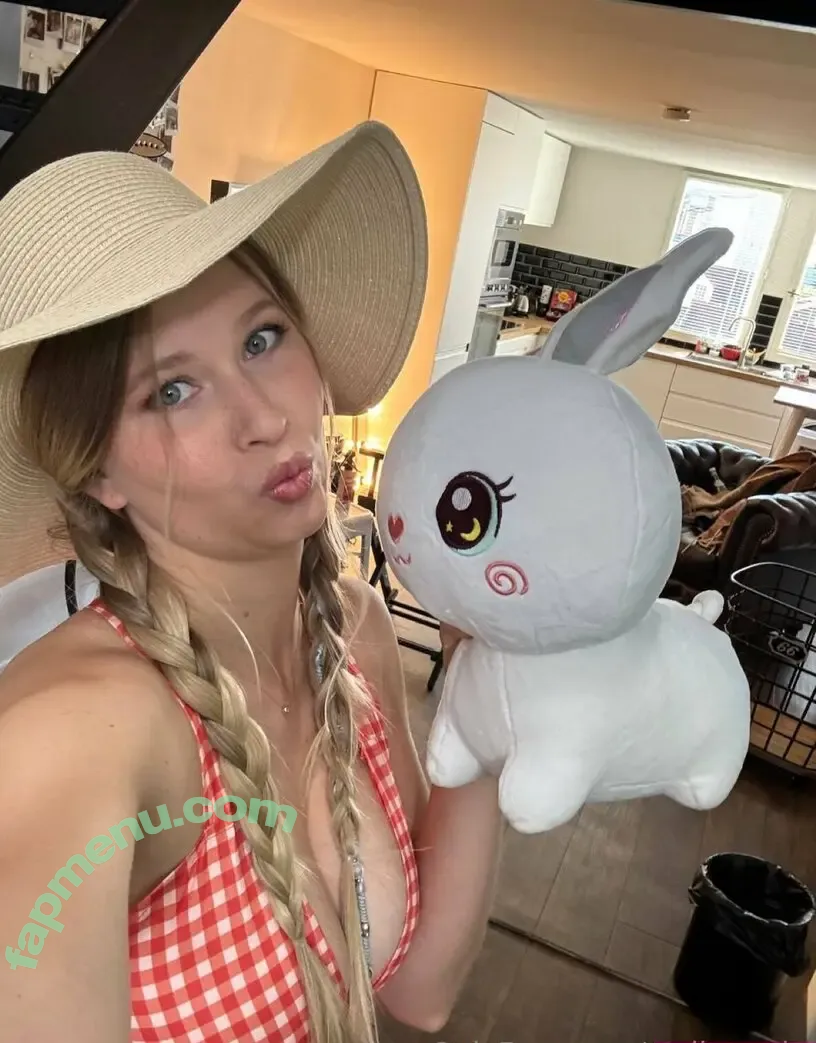 stellacardo nude photo #0796 (Stella Cardo / stella_cardo__official)