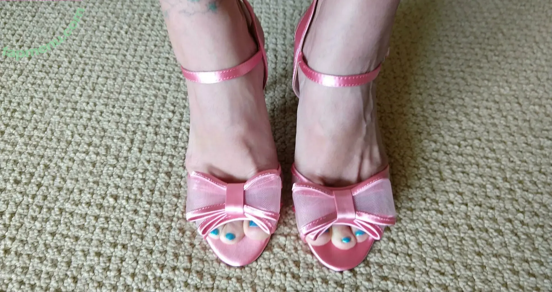 stellahere nude photo #0057 (heystellahere)