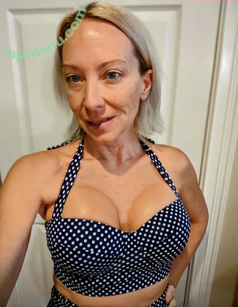 stellahere nude photo #0082 (heystellahere)