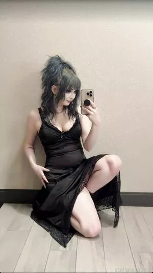 Stellalasaurus nude photo #0040