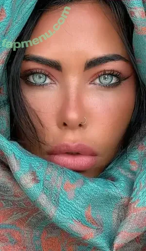  nude photo #0005
