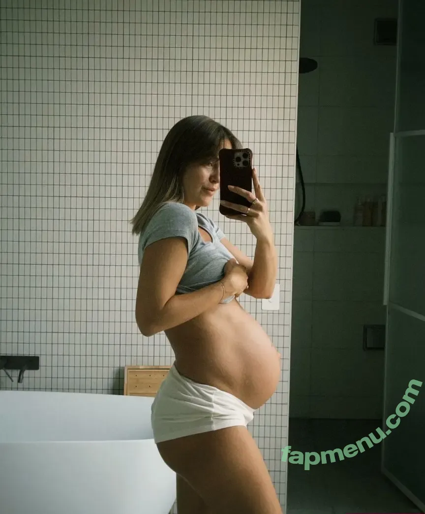 Steph Claire Smith nude photo #0167 (stephclairesmith)