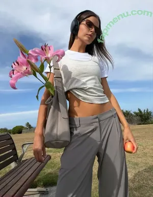 Steph Mandich / shopmononoke / stephmandich nude photo #0806