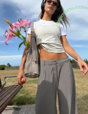 Steph Mandich / shopmononoke / stephmandich nude photo #0808