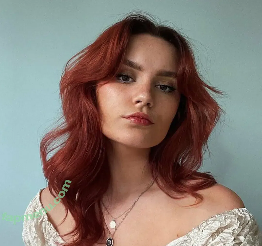 Steph0sims nude photo #0007 (stephoshiri)