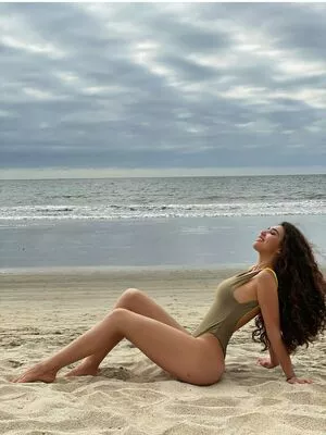 Stephani Valadez / stephanivaladezofficial nude photo #0033