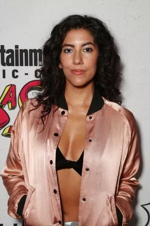 Stephanie Beatriz / Rosa Diaz / bellasramos / iamstephbeatz / stephaniebeatriz nude photo #0084
