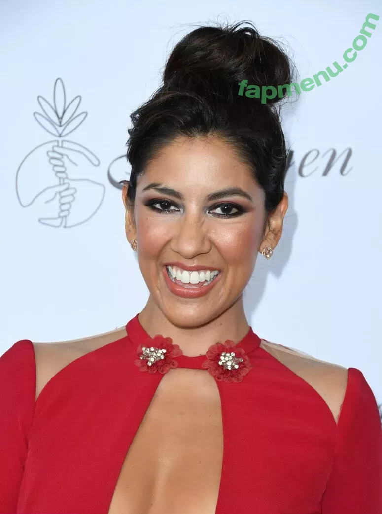 Stephanie Beatriz nude photo #0070 (Rosa Diaz / bellasramos / iamstephbeatz / stephaniebeatriz)