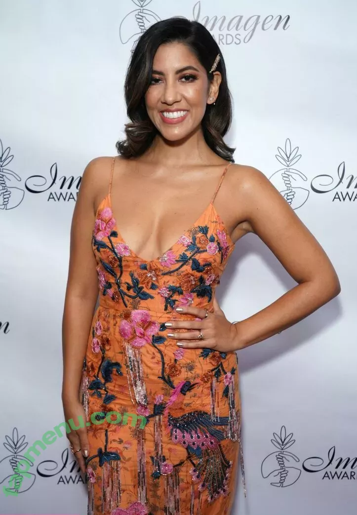 Stephanie Beatriz nude photo #0072 (Rosa Diaz / bellasramos / iamstephbeatz / stephaniebeatriz)