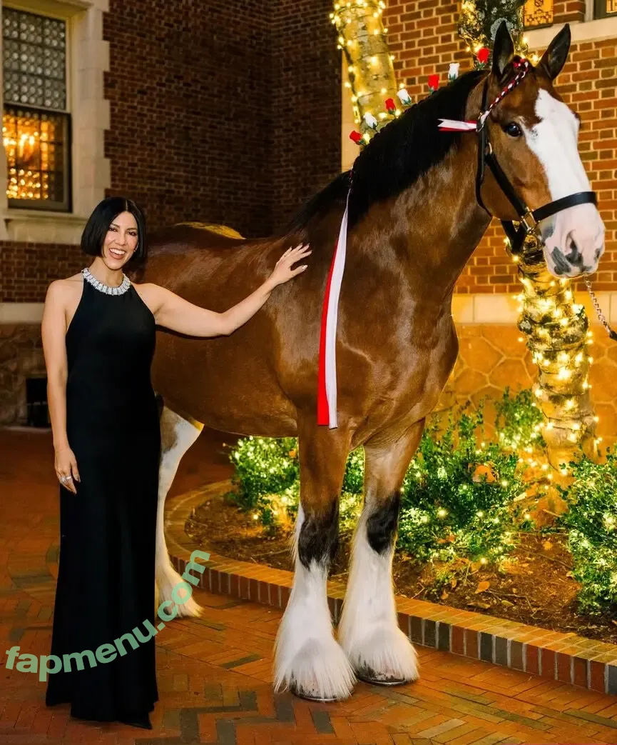 Stephanie Beatriz nude photo #0384 (Rosa Diaz / bellasramos / iamstephbeatz / stephaniebeatriz)