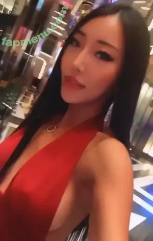 Stephanie Choi / stephchoi nude photo #0032