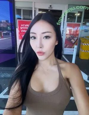 Stephanie Choi / stephchoi nude photo #0036