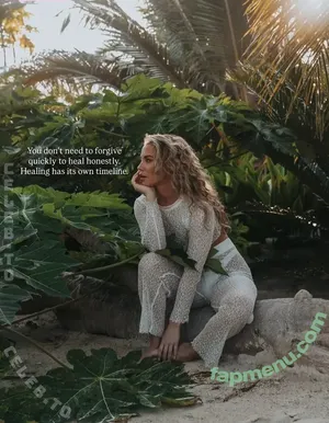 Stephanie Davis / stephaniedavis nude photo #0648