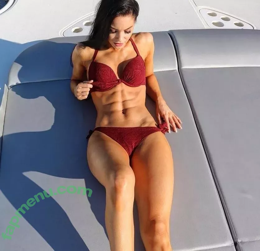 Stephanie Davis nude photo #0534 (elaine-dvs... / stephaniedavis88)