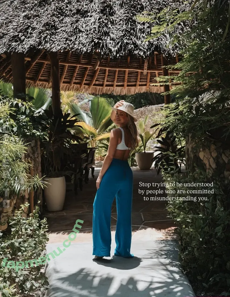 Stephanie Davis nude photo #0641 (stephaniedavis)