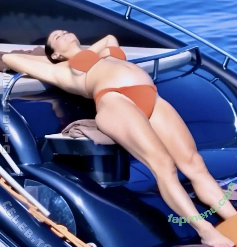 Stephanie McMahon nude photo #0482 (stephaniemcmahon)