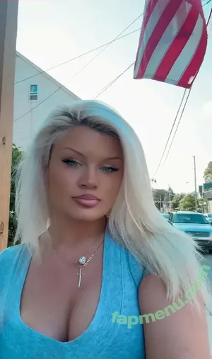 Stephanie Sampson / Carmen Lately / Stephy Vlogs / carmenlattemua / stephycarmen nude photo #0113