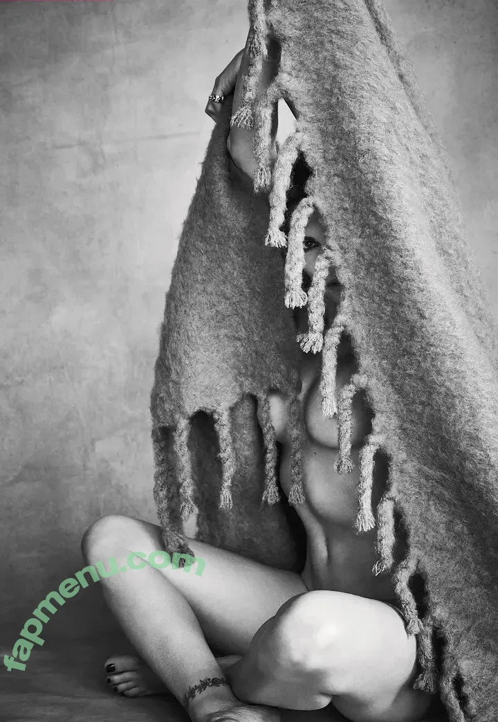 Stephanie Seymour nude photo #0203 (stephanieseymour)