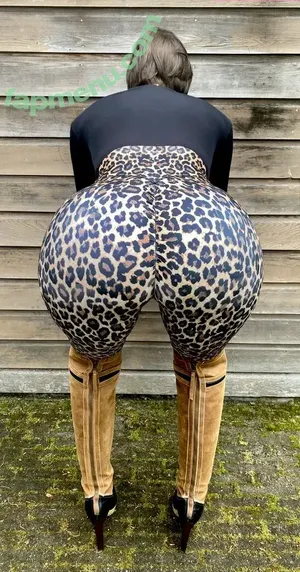 Stephanie Wolf / StephWolfDvP / swolfphoto nude photo #0014