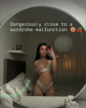 stephaniekisses / drinksbystephhxx nude photo #0030