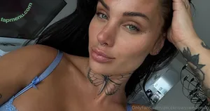 stephaniekisses / drinksbystephhxx nude photo #0033