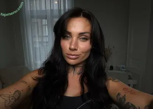 stephaniekisses / drinksbystephhxx nude photo #0038