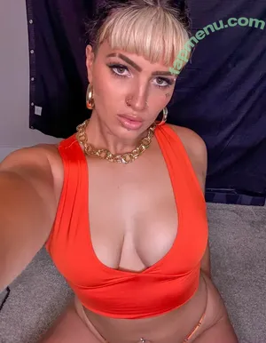  nude photo #0009