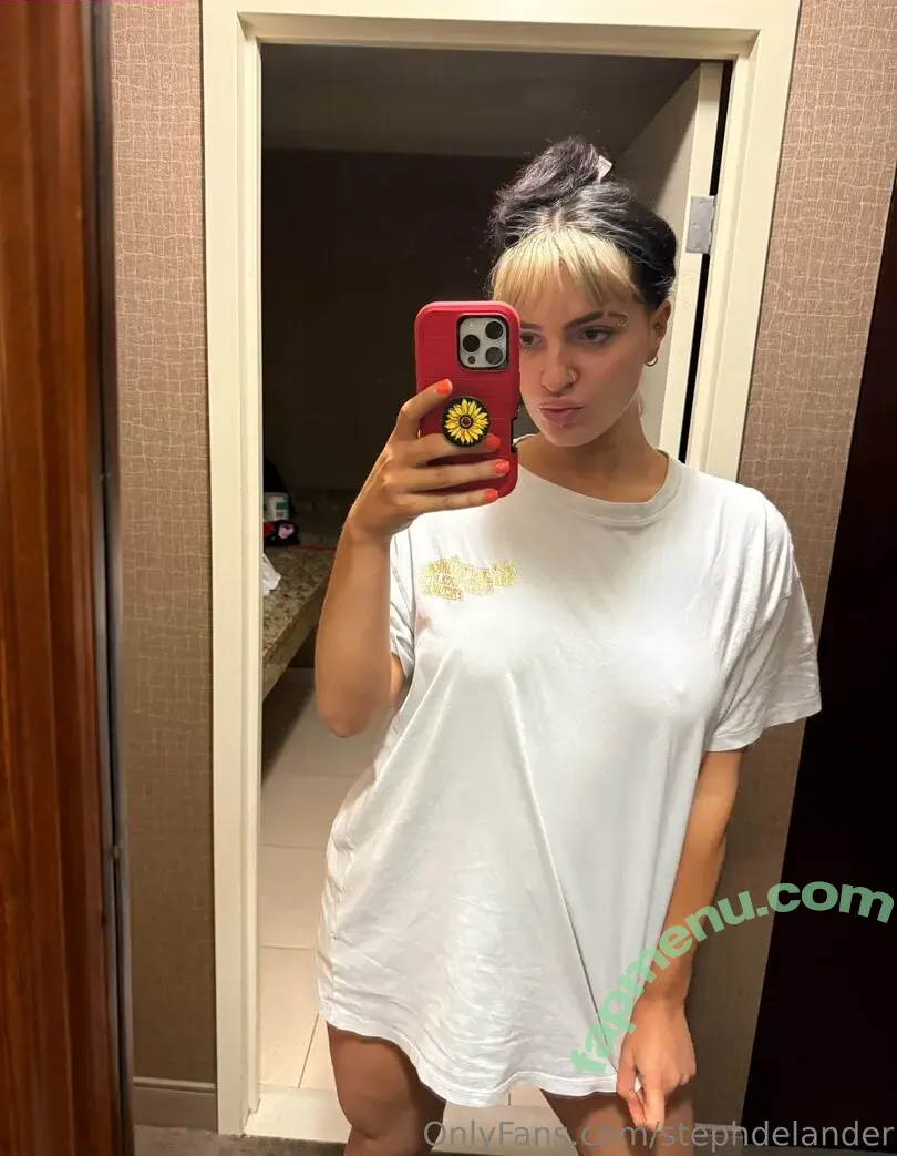 stephdelander nude photo #0031 (stephdelander)