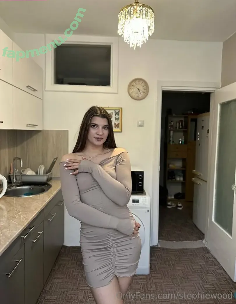 stephiewood nude photo #0029 (stephie.wood)