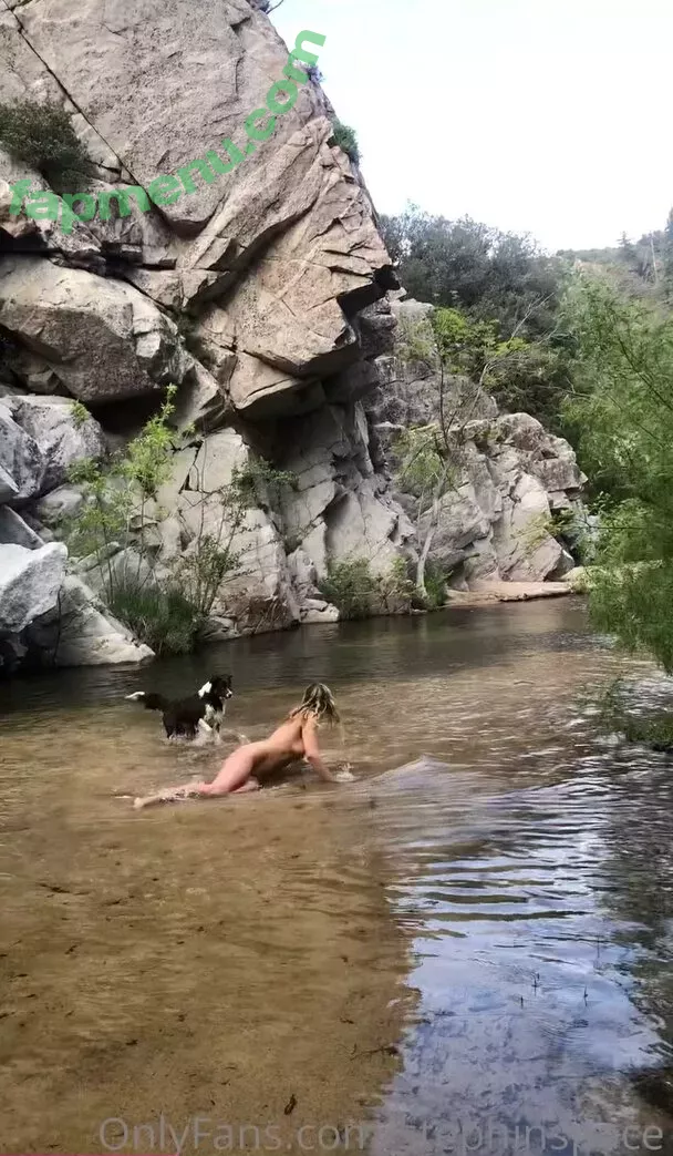 stephinspace nude photo #0091 (steph_in_space / stephinspace1 / stephinspace2)