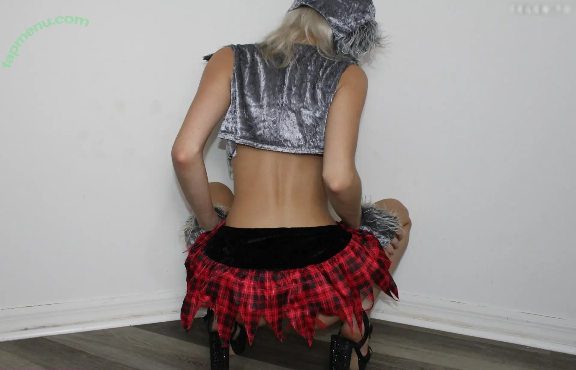 Stephmyers nude photo #0175 (Stephmyers)