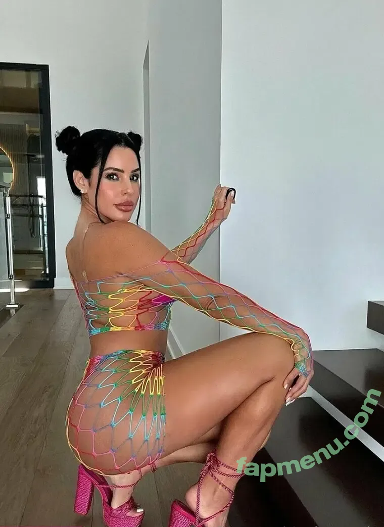 stephsamusic nude photo #0008 (stephs_music)