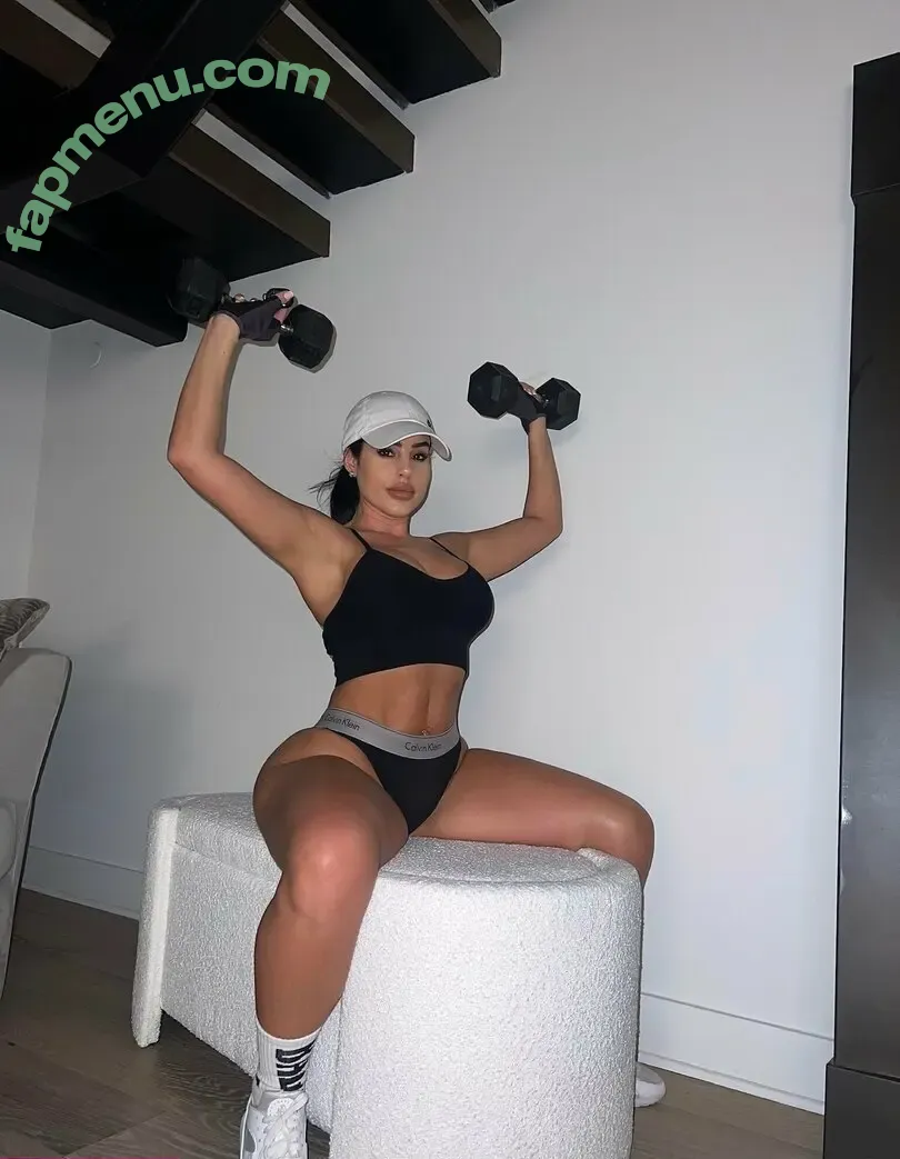 stephsamusic nude photo #0034 (stephs_music)