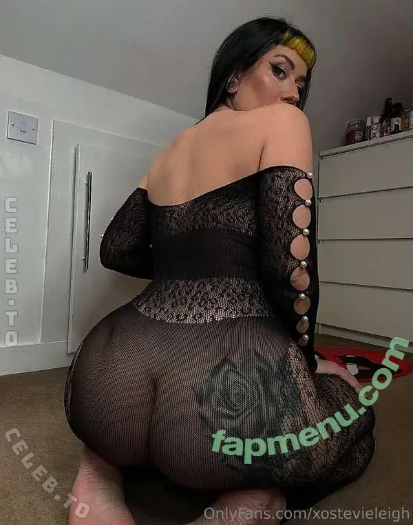 Stevie Leigh nude photo #0044 (xoleighbea / xostevieleigh)