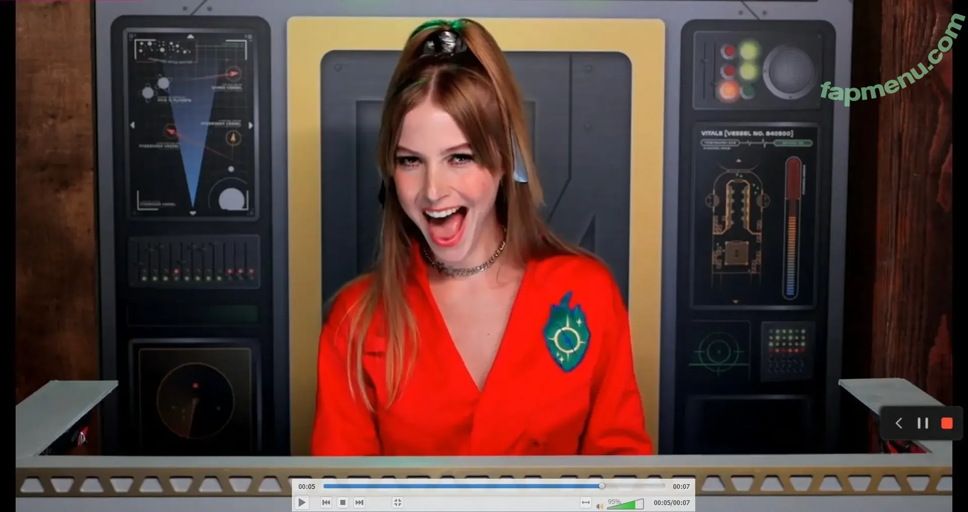 Stevie Wynne Levine nude photo #0091 (GMM / steviewlevine)