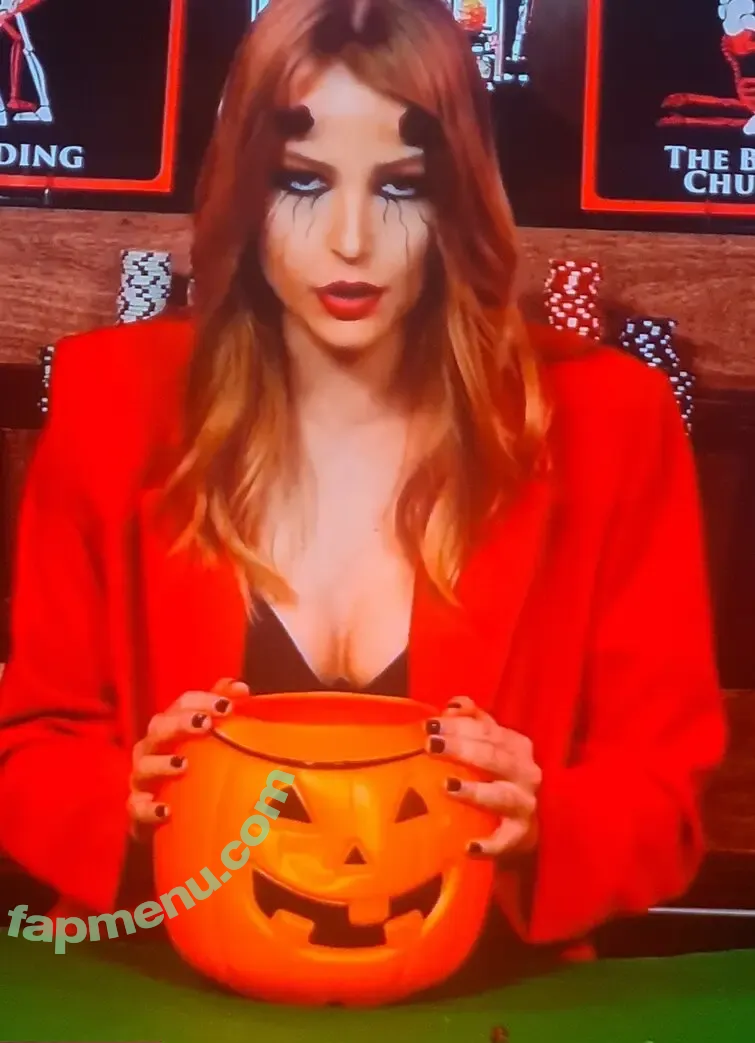 Stevie Wynne Levine nude photo #0108 (GMM / steviewlevine)